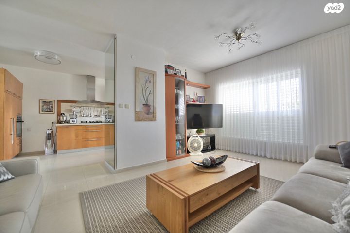 גג/ פנטהאוז, קרית גנים, ראשון לציון