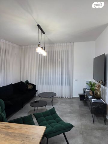 דירה, סא"ל עמנואל מורנו, השחר, דימונה