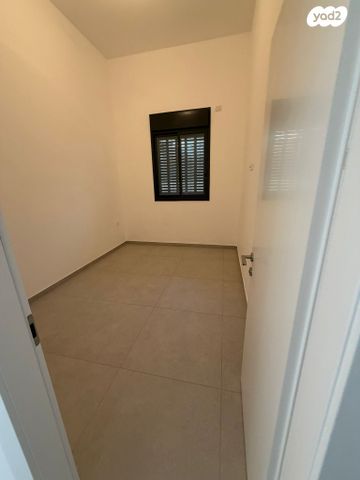 דופלקס, ראול ולנברג 33, נווה שרת, תל אביב יפו