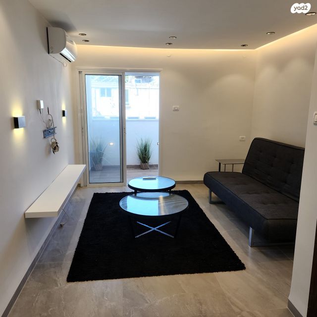 דירה, החלוץ, טרומפלדור, נהריה