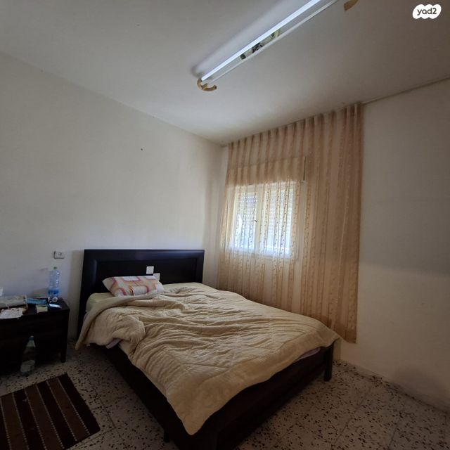 דירה, השקדים 9, מרכז העיר, סביניה, הוותיקה, קרית ביאליק