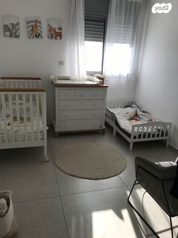 דירה, שקמים ואגמים, אשקלון