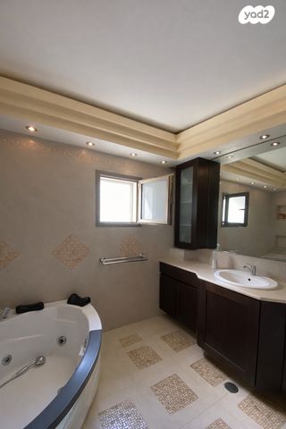 בית פרטי/ קוטג', ישראל גלילי, רמת פולג, נתניה