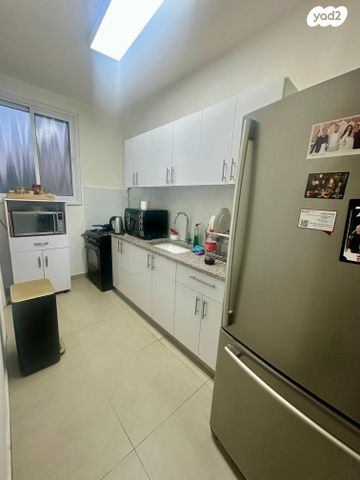 דירה, אסף שמחוני, העיר העתיקה, רמב"ם, דרום, באר שבע