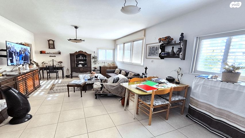 דירה, תל יהודה, רמת גן