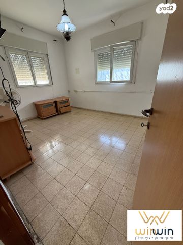 דו משפחתי, מיכה 7, קרית אתא