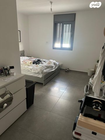 דירה, שלום דנינו, נתיבות מערב, נתיבות