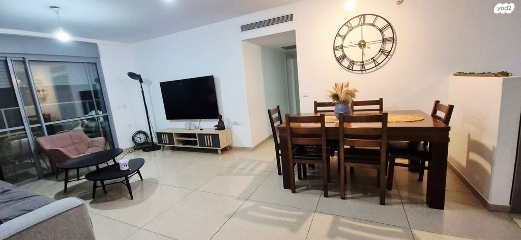 דירה, גרטרוד עליון, פסגות אפק, ראש העין