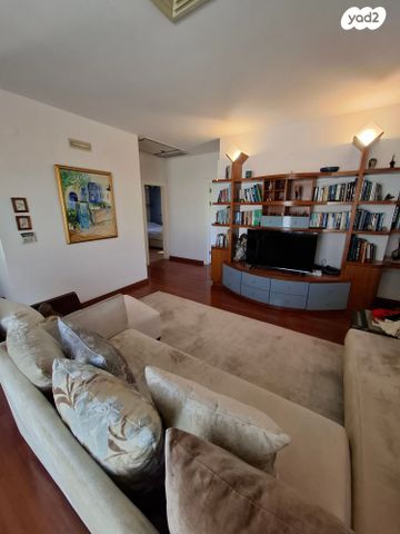 בית פרטי/ קוטג', רמת גן