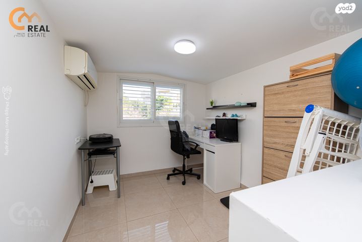 גג/ פנטהאוז, בת חן, רמת חן, חיפה