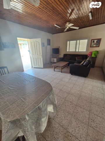 בית פרטי/ קוטג', נחמן סירקין, נאות גנים, נתניה