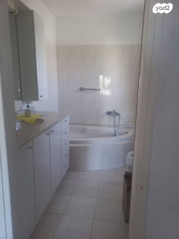 בית פרטי/ קוטג', לייב יפה, ירושלים