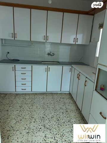 דו משפחתי, מיכה 7, קרית אתא