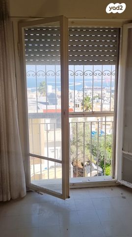 דירה, בית שערים, חיפה