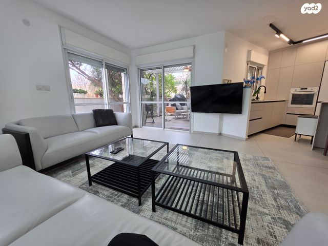 דירת גן, הנביאים, מודיעין מכבים רעות