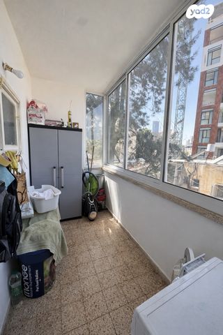 גג/ פנטהאוז, שכונת חשמונאים, מרכז העיר א, רמת גן