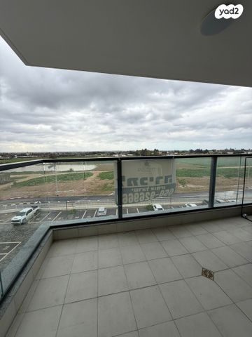 דירה, כרמי הנדיב, אחוזת רוטנר, קרית מלאכי