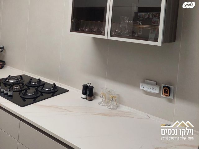 דירה, שדרות העצמאות, רמות בן צבי, יבנה