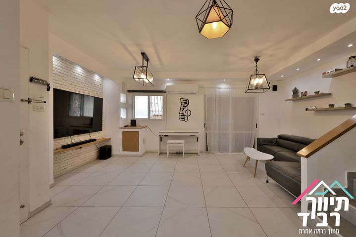 דירת גן, האורן, גבעת רם, קרית אתא