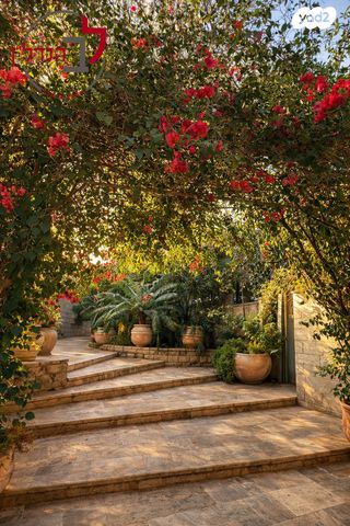 בית פרטי/ קוטג', גני יהודה, סביון