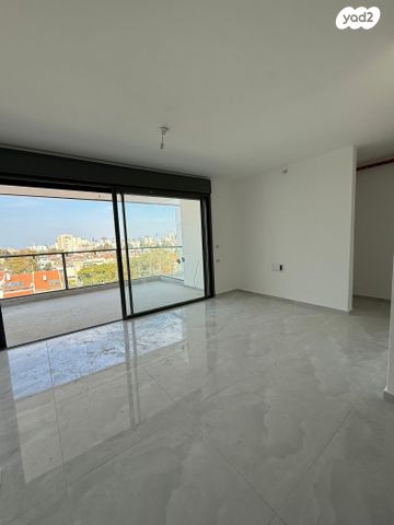 דירה, קרית שרת מערב, חולון