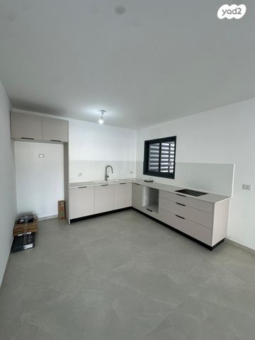 דירה, הרב מרדכי אליהו 24, כרמי הנדיב, אחוזת רוטנר, קרית מלאכי