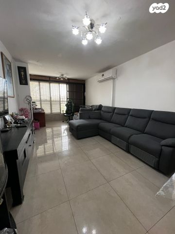 דירה, גיורא יוספטל 22, גיורא, רמלה