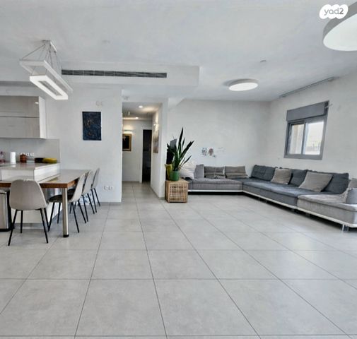 דירה, אהרון מסקין, כפר גנים ג, פתח תקווה