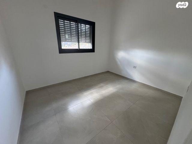 דירת גן, נווה זמר, רעננה