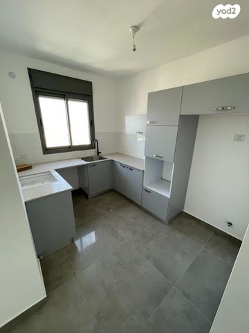 דירה, יעקב פיכמן, ח-501, חולון