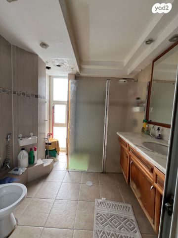 דירה, שדרות העצמאות 77, הגבול רוטשילד, בת ים