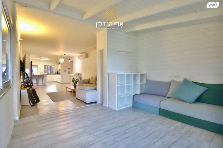 דירת גן, הדקל, אלון, עתלית