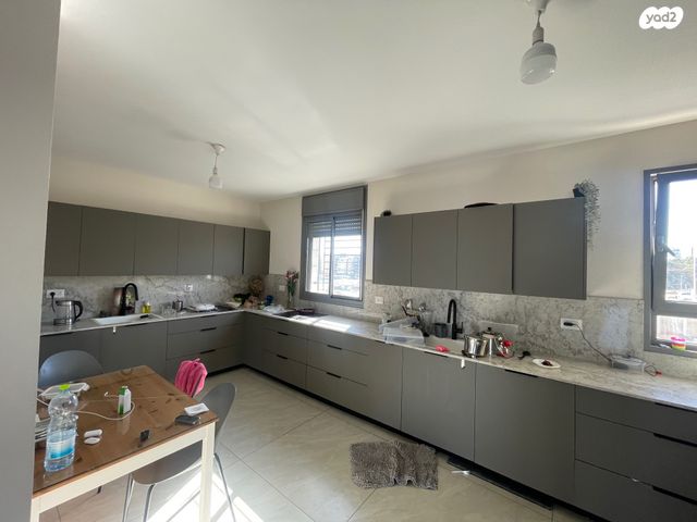 גג/ פנטהאוז, רבי ברכיה, נתיבות ישראל / רמת בית שמש ד-4, בית שמש