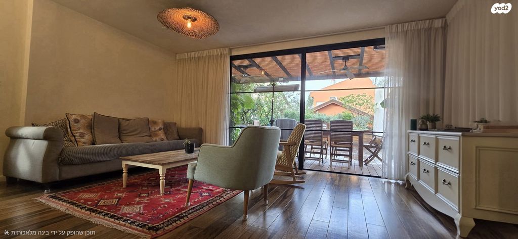 דו משפחתי, צור יגאל, כוכב יאיר / צור יגאל