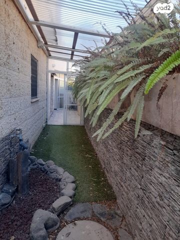 דירת גן, מודיעין מכבים רעות