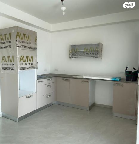 דירה, יהוד מונוסון