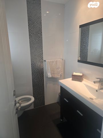 דירה, כצנלסון, לב העיר, בת ים