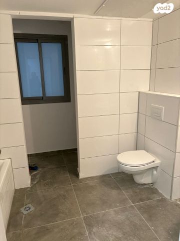 דירה, פתח תקווה, מרכז, קרית עבודה, חולון