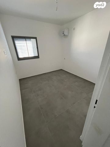 דירה, יעקב פיכמן, ח-501, חולון