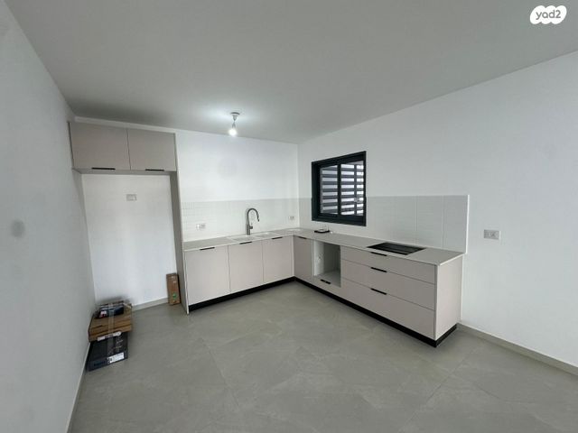 דירה, הרב מרדכי אליהו 24, כרמי הנדיב, אחוזת רוטנר, קרית מלאכי