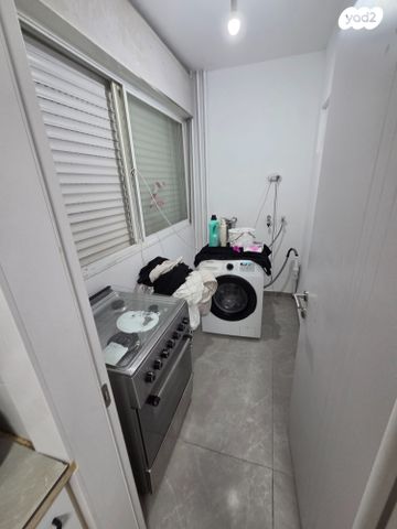 גג/ פנטהאוז, בעל שם טוב, מרכז העיר, קרית אתא