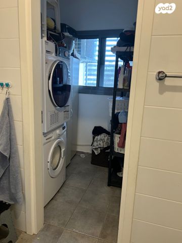 דירה, מורן 11, שיכון עובדים, טבריה