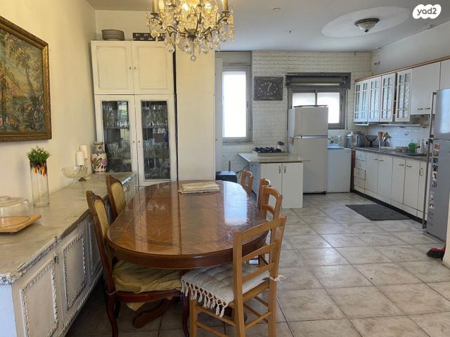 דירה, שדרות ירושלים 5, קרית ים  א', קרית ים