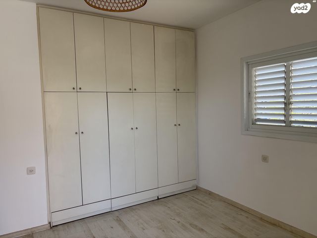 דירה, הרב הרצוג, גבעתיים