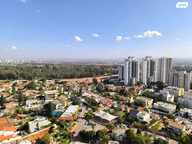 דירה, החלוץ, מורשה, רמת השרון