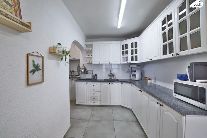 דירה, הרצפלד 10, ניר אביב, תל אביב יפו