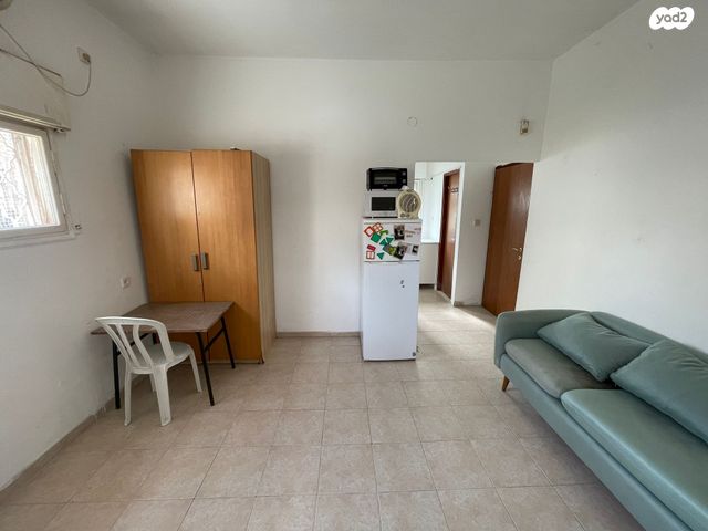 ברודצקי אשר 