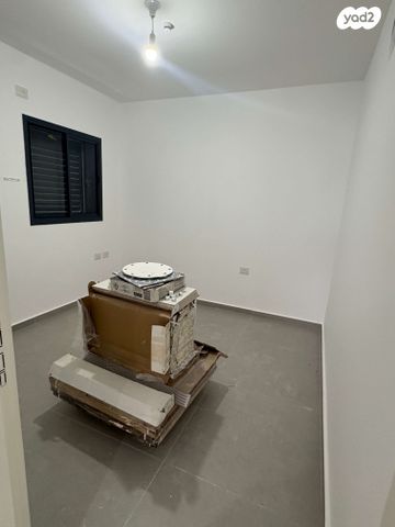 דירה, קרית מלאכי