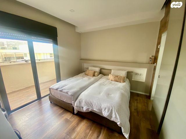 דירה, לוי אשכול, מרכז דרום, רעננה