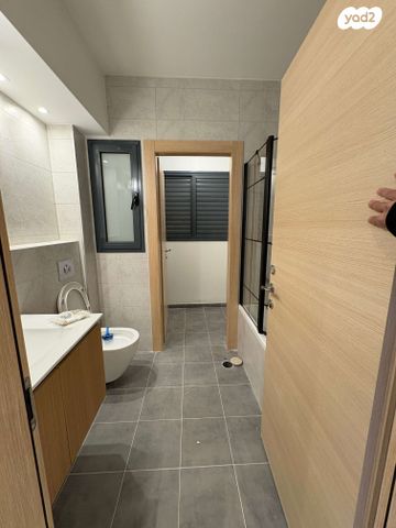 דירה, קרית מלאכי